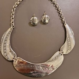 Neclace & Earing Set